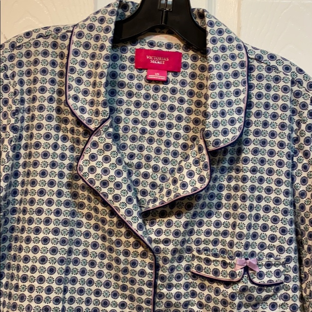 Victoria’s Secret pajama top Size Large